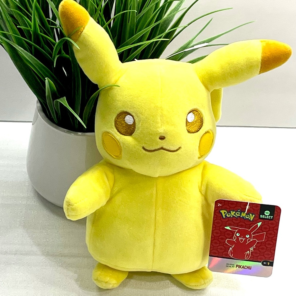 Pokémon Kid’s Pikachu Fluffed Stuffed Plush Toy S1 Select Item # 97976 New 2+